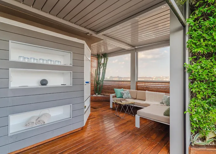 Fiftyfive-one Zuretti Aparthotel